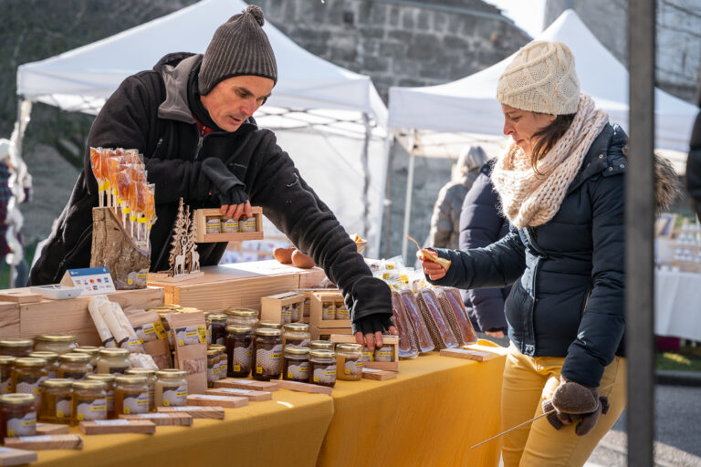 marché de noel crolles quentinfombaron web 34