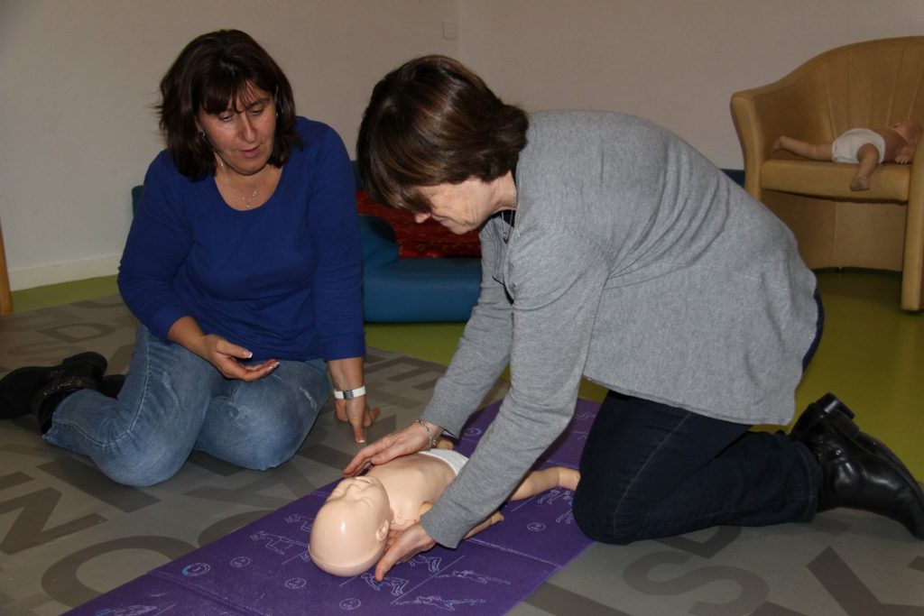 Céline et Brigitte, deux assistantes maternelles crolloises